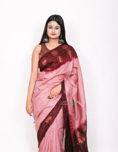 Load image into Gallery viewer, Pure matka copper zari - Brown over Dusty pink