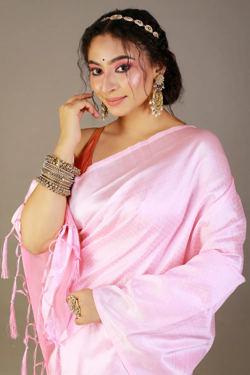 Baby Pink Silk Saree With Zari Work