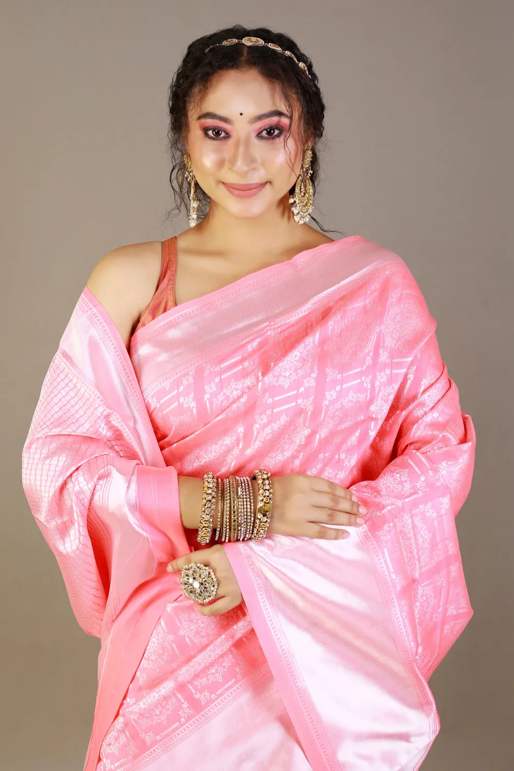 Pink Lichi Silk Saree With Zari Work