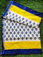 Load image into Gallery viewer, Blueberry Handwoven Pochampally Ikat Cotton Saree
