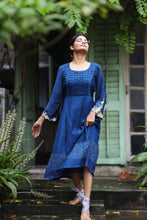 Load image into Gallery viewer, Blue chanderi Dress
