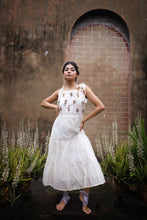Load image into Gallery viewer, Ivory sach  Dress
