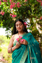Load image into Gallery viewer, Pekham- Designer pure Matka silk Jamdani
