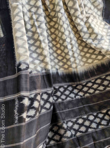 Smokey Grey Handwoven Pochampally Ikat Cotton Saree