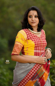 Nakshipere Taant Blouse