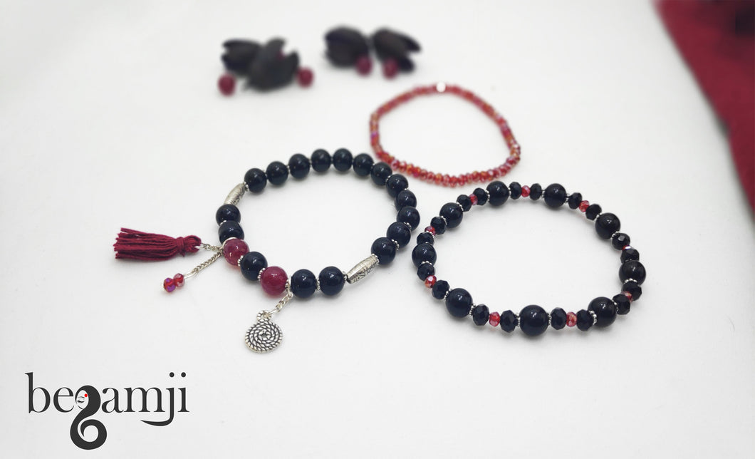 The Crimson Bracelet set