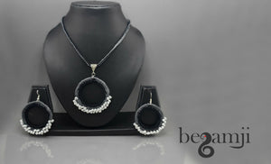 Orb Gray Set of Earrings and Necklace