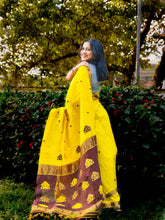 Load image into Gallery viewer, Aachal - A Handwoven Assam Pure Cotton Saree
