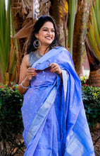 Load image into Gallery viewer, Suzanna - A Lavender Assam Silk Saree
