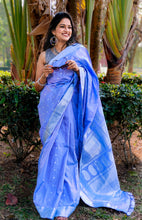 Load image into Gallery viewer, Suzanna - A Lavender Assam Silk Saree

