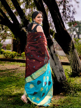 Load image into Gallery viewer, Vakul - A Handwoven Assam Cotton Saree
