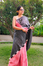Load image into Gallery viewer, Tarali - A Pink-Black Cotton Saree
