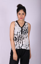 Load image into Gallery viewer, White Black Marbel Print Top
