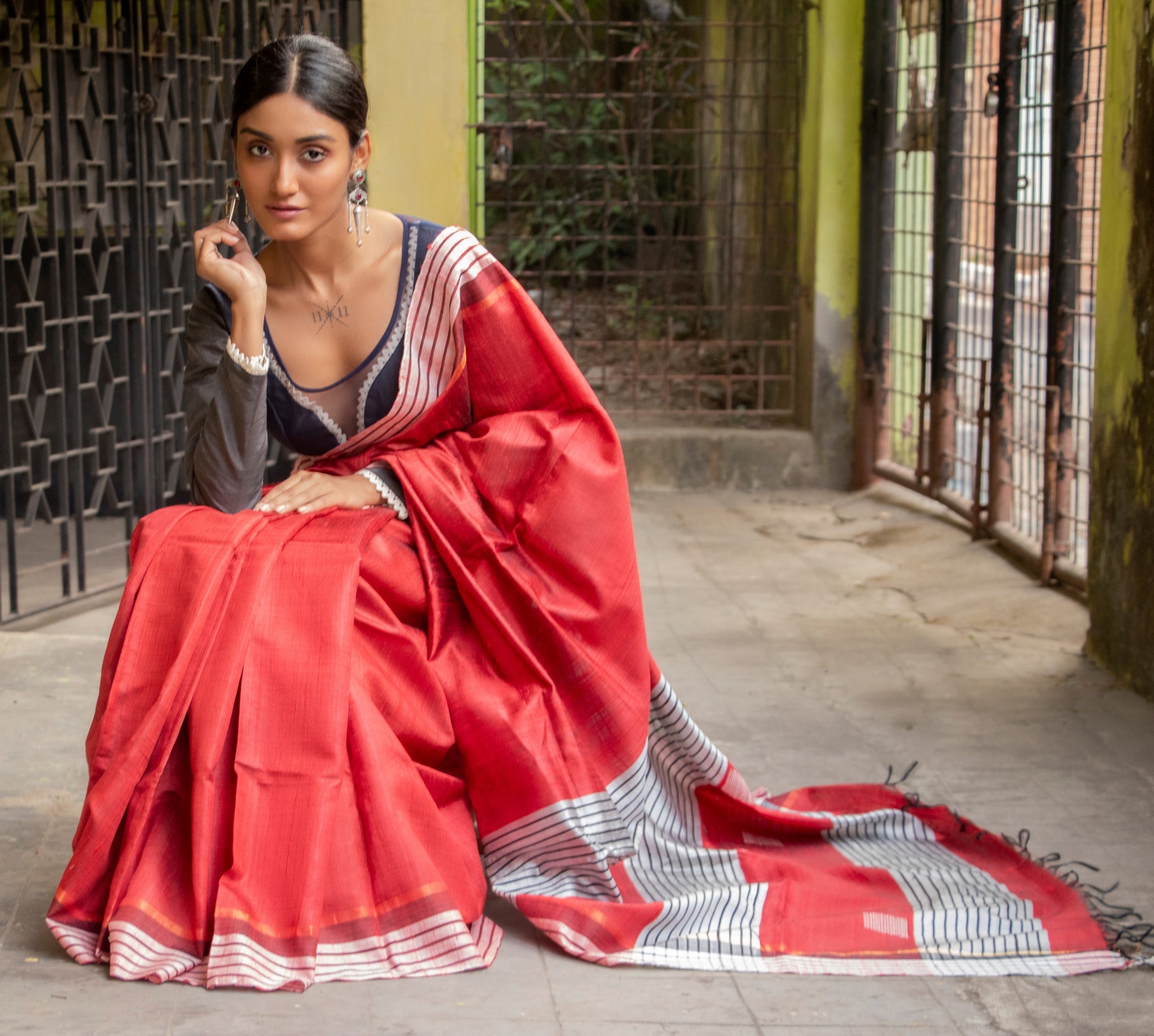 Elegant Grey Hand Painted Madhubani Ghicha Silk Saree – WeaversIndia