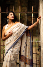 Load image into Gallery viewer, Pure Handloom Cotton Khesh Saree (Grey)
