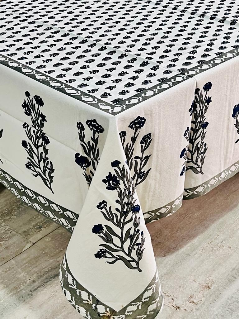 Block Table Cover Type 4