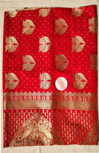 Load image into Gallery viewer, Banarasi Saree - Blood Red Design 3
