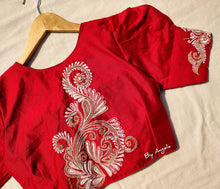 Load image into Gallery viewer, Back Kalka Blouse - Red (White Kalka)
