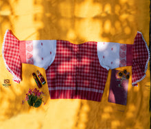 Load image into Gallery viewer, Laal Sada Taant Blouse
